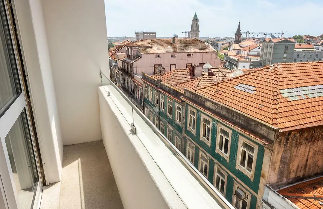 Big Families & Groups Bonjardim Views 5 Bedrooms 3 Bathrooms-1
