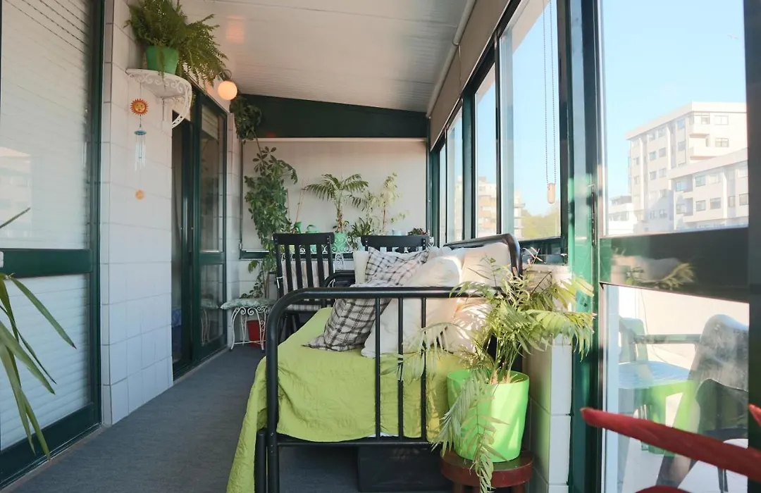 River & Ocean Studio-1