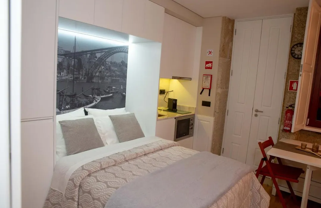 Oporto Ana'S Studio-1