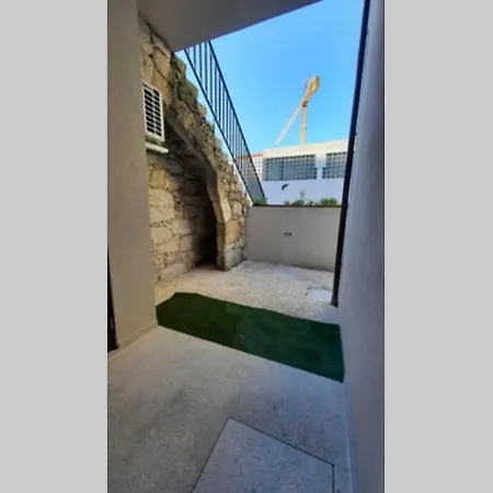 Porto Unique - Apartment With Private Patio-3