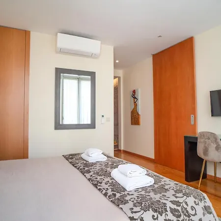 Locally Yours Sao Bento Apartments-2