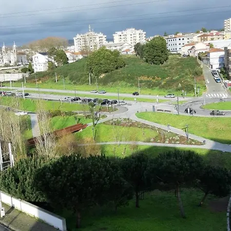 Oporto East House-2