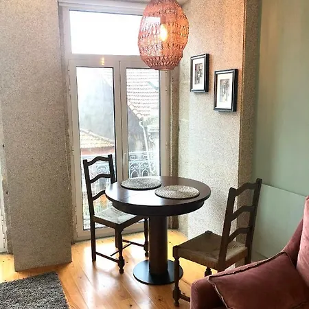 Light Cozy Studio In Bonfim With Romantic Balcony-3