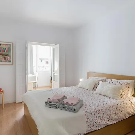 Alves Da Veiga Apartments-3