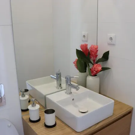3 Bedrooms Central Apartment With Garage By Great&Cosy-3