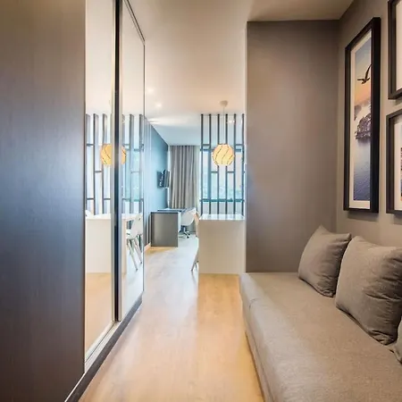 447 Gale Apartment Wifi, Parking-3