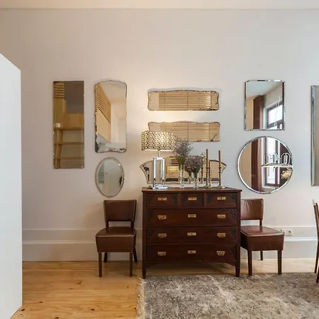 Vintage River Flat By Ml Apartments-2