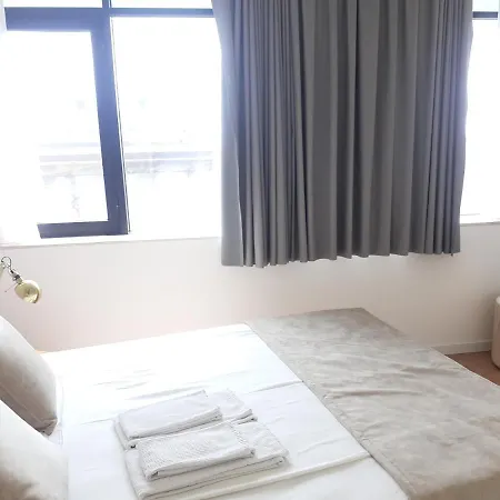 3 Bedrooms Central Apartment With Garage By Great&Cosy-2