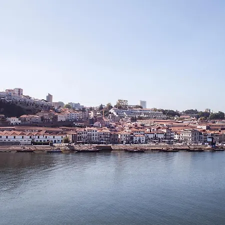 Panorama Apartments Ribeira Porto-2