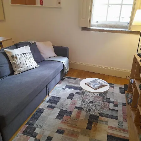 Comfortable Central 2 Bedrooms Apartments By Great&Cosy-2