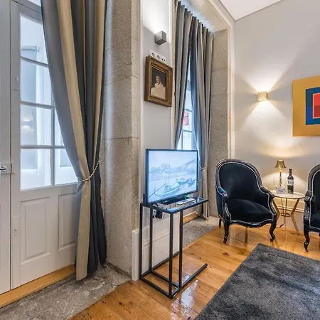 Guestready - Luxus Porto Apts - Alves Da Veiga Garden-3