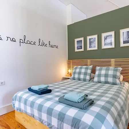 Cozy Studio Apartment-2