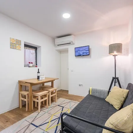 Guestready - Agra Traditional House 1-3