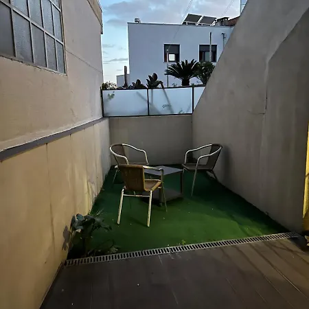 Invicta House Gold-3