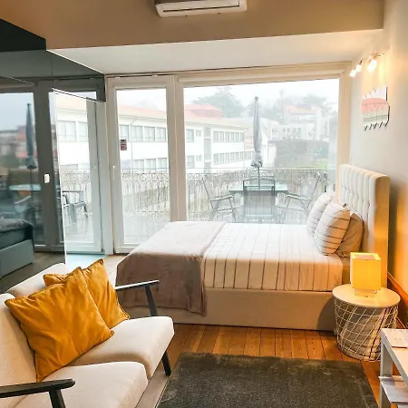 Nip Apartment | Porto City Center Near All Sights-3