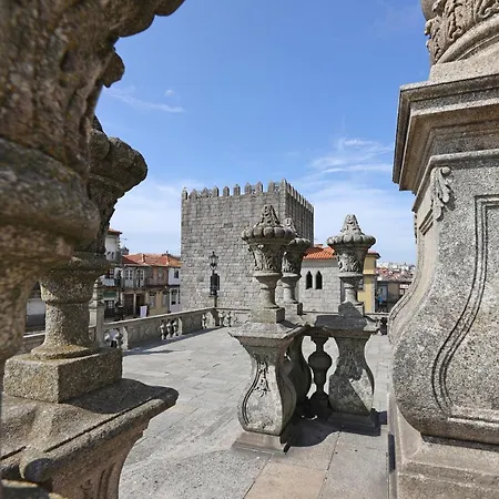 FLH Porto Balcony Apartment-2