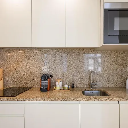 Pwhc Miragaia Apartments-2