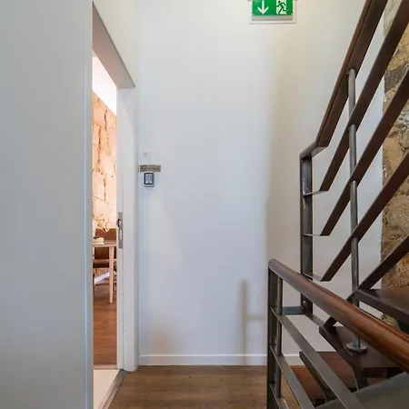 Charming Porto Gem Metro Balcony Central Location-3