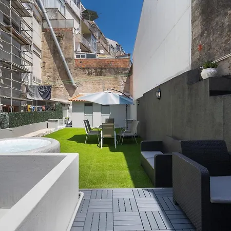 Luxurious Spacious Apartment W/ Terrace & Jacuzzi-2
