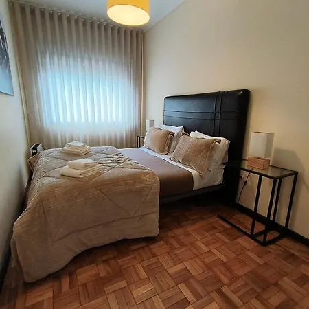 Art Gallery Apartment-3