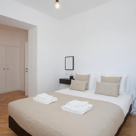 Liiiving In Porto | Downtown Secret Luxury Apartments-2