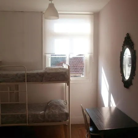 Duas Nacoes Guest House-3