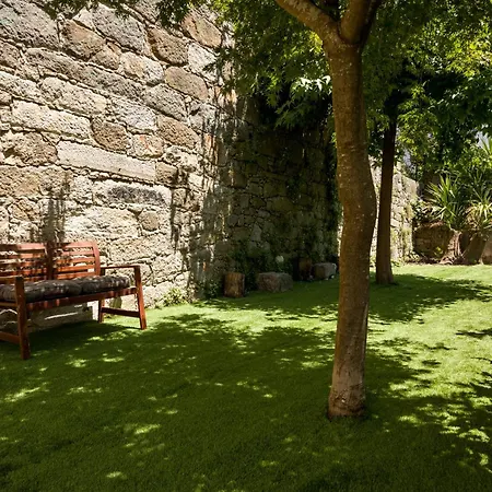 Almada Charm Suites & Apartments-2
