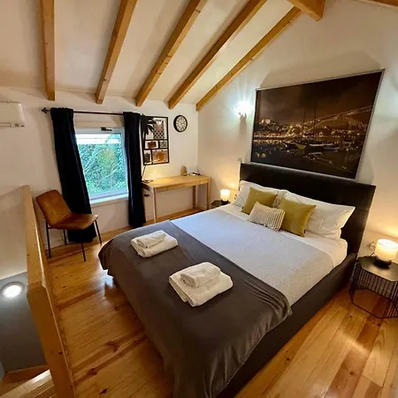 Mezzanine cozy house-3