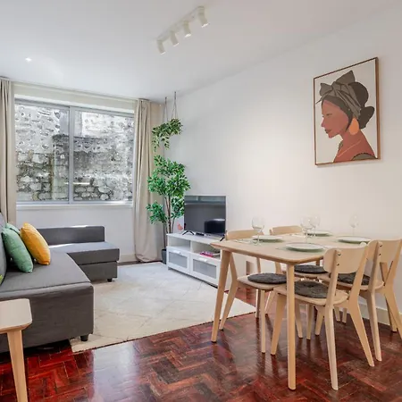 Renovated&Quiet 1-Bedroom in Santa Catarina-3