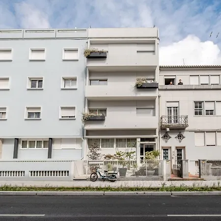 Unique Modernist Duplex Apartment & Parking-3