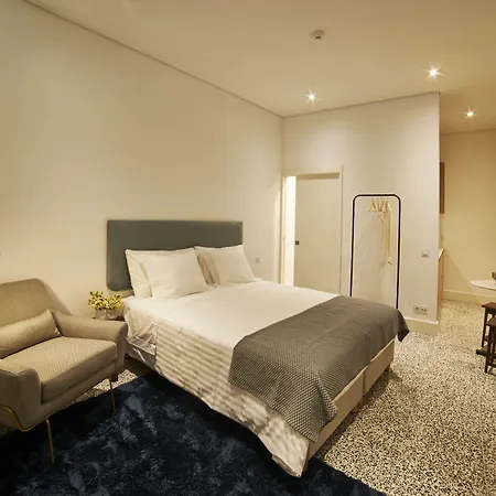 Pause Apartments-3