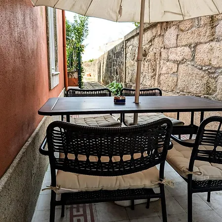 Liiiving In Porto | Central Garden Flat-2