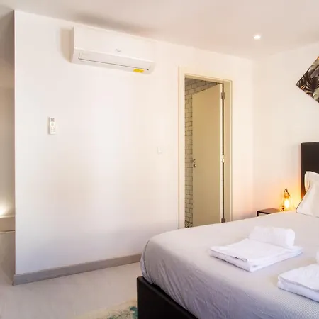 Alto Da Lapa House W Parking By Lovelystay-2