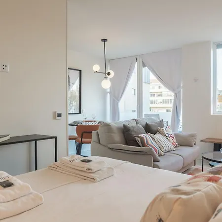 Liiiving In Porto - Luxury Gallery Apartment II-2