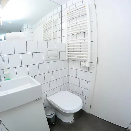Travel And Live Apartments-2