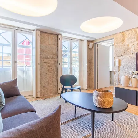 Lovelystay - Sao Domingos Apartment-3