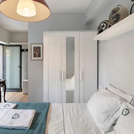 Annex Bedroom - Oporto Garden-3