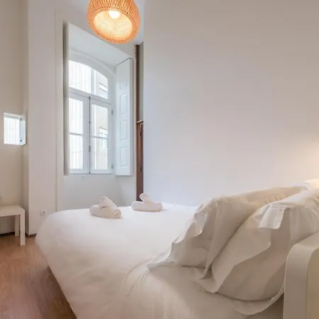 Guestready - Clerigos Virtudes Apartments-2