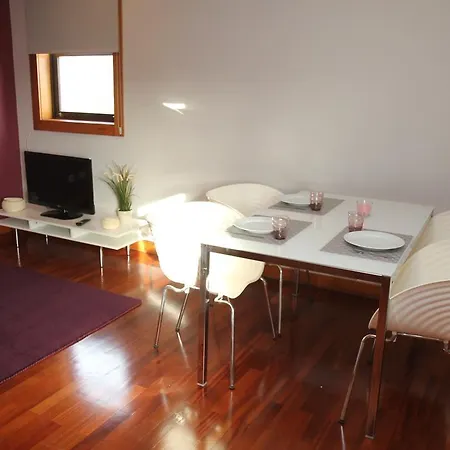 Low Cost Tourist Apartments - Palacio Da Bolsa-2
