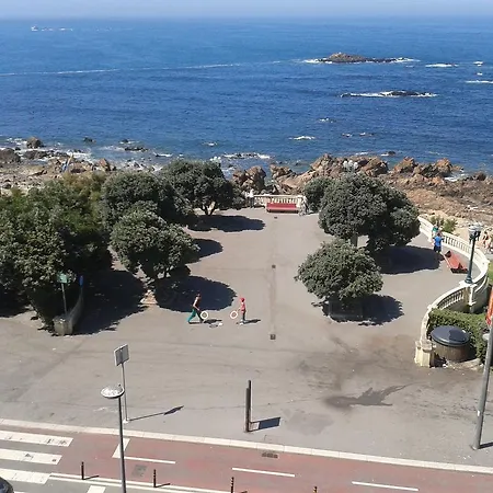 Flat with the sea view-3