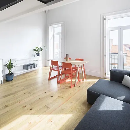 Bmyguest - Porto Design Central Apartment-3