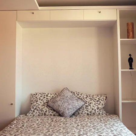 Carlos Alberto Balcony Apt-3