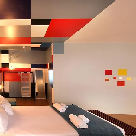 Oporto City Flats - Un-Almada House-3