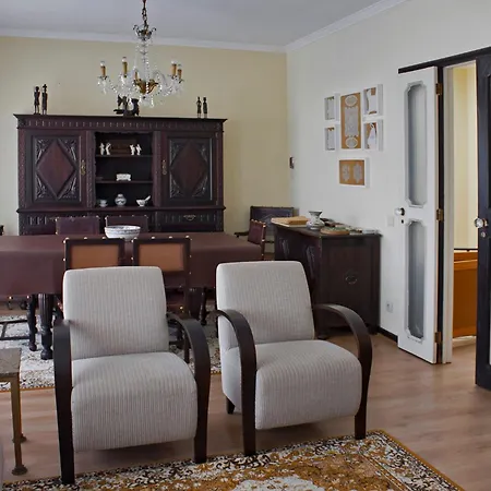 Burgo'S House-3