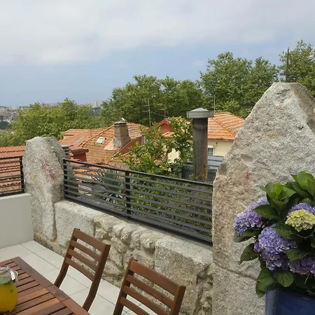 Oporto Wall Apartments-3