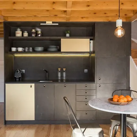 Gold & Grey Loft Almada-2