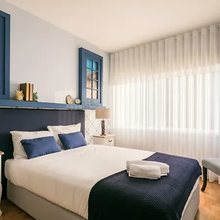Camarinha Oporto Apartments-3