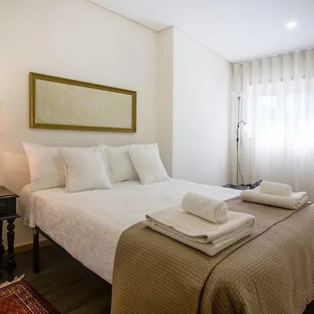 Cozy Stay - Foz Garden House-2