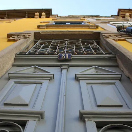 By Doors Hostel-3