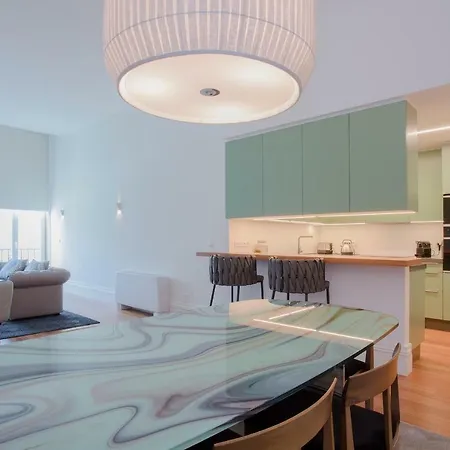 Liiiving In Porto | Aliados Luxury Apartments-2